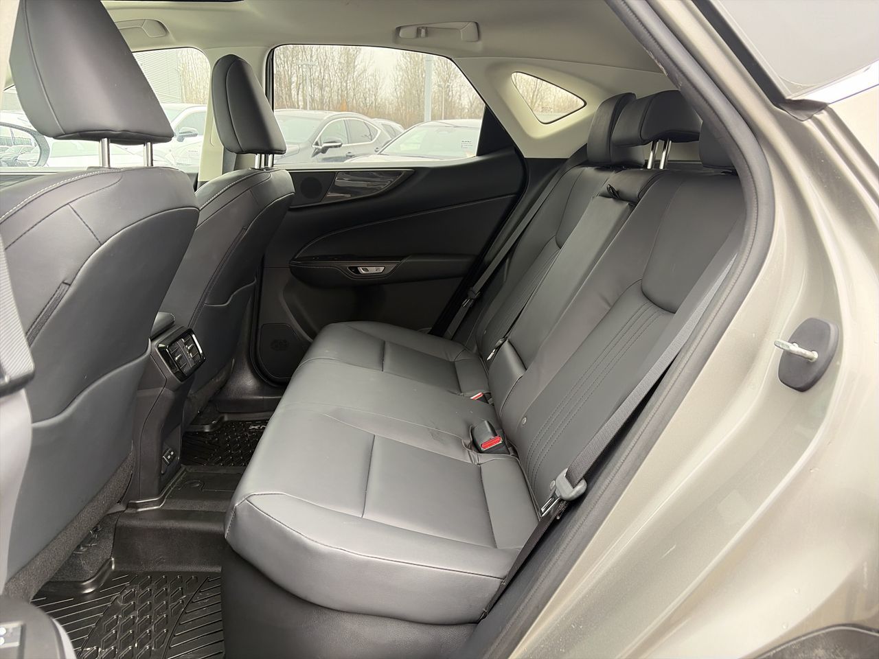 Lexus NX  2023 à Laval, Québec