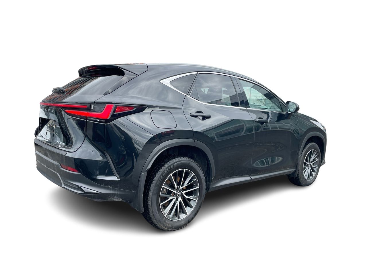 Lexus NX  2023