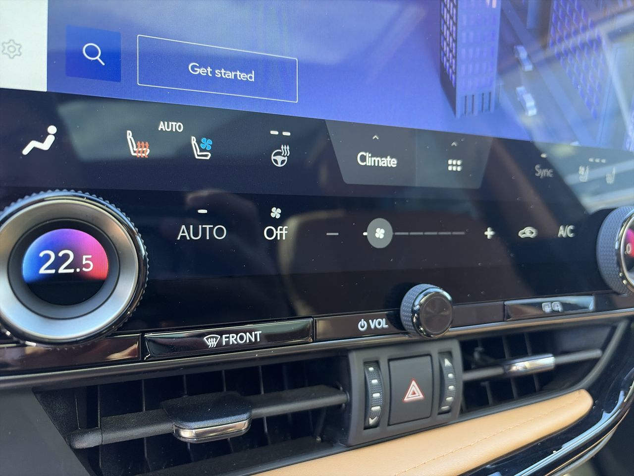 Lexus NX  2023