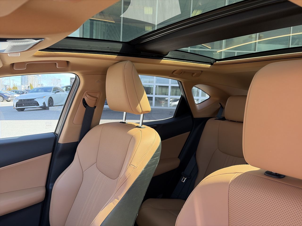 Lexus NX  2023