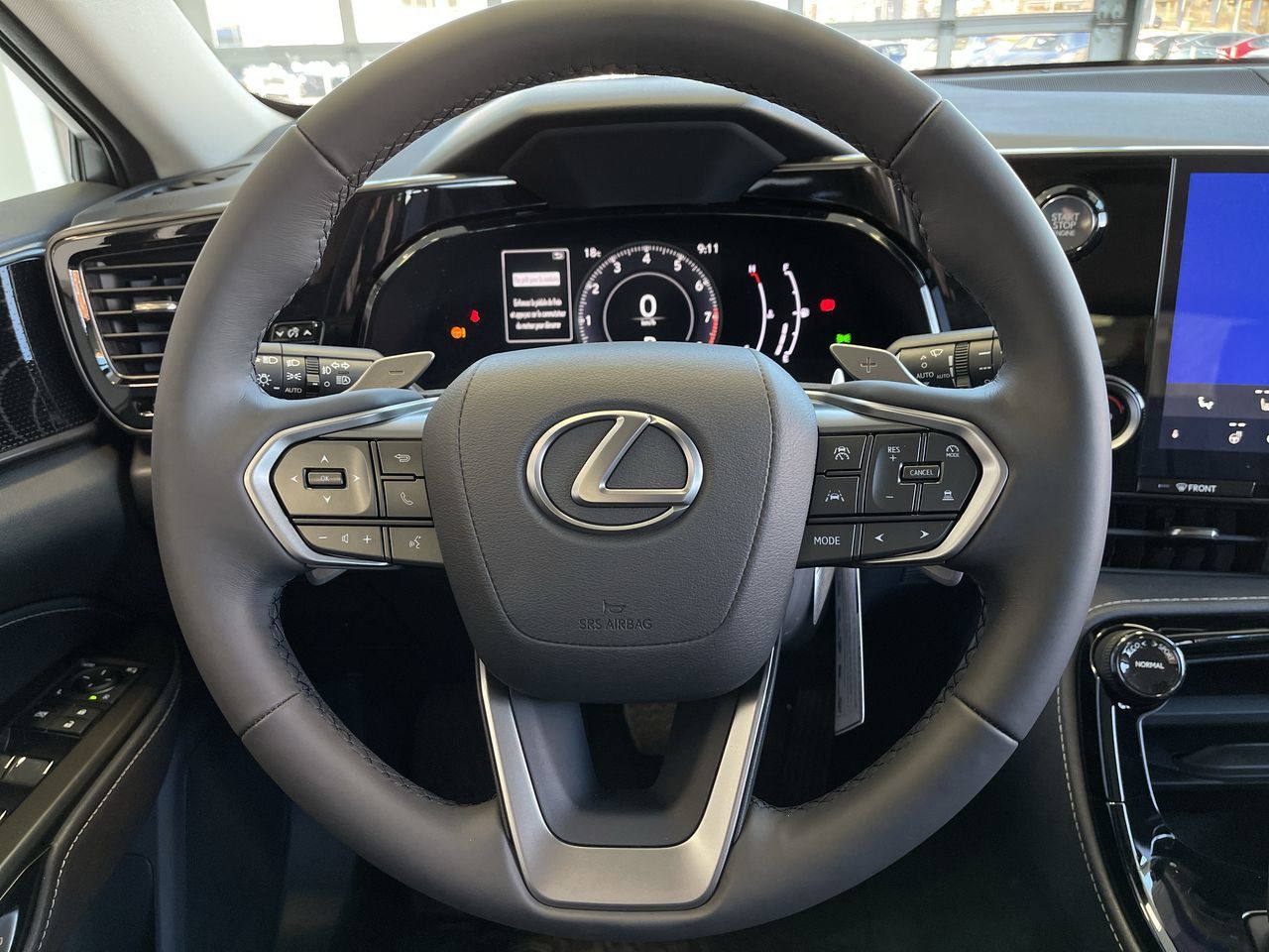 Lexus NX  2023 à Laval, Québec