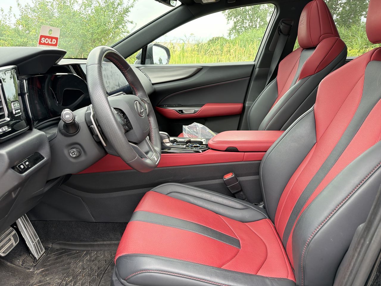 Lexus NX  2023 à Laval, Québec