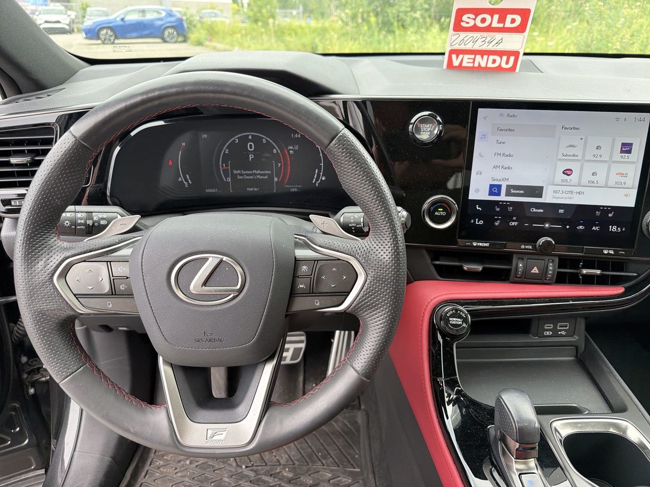 Lexus NX  2023 à Laval, Québec