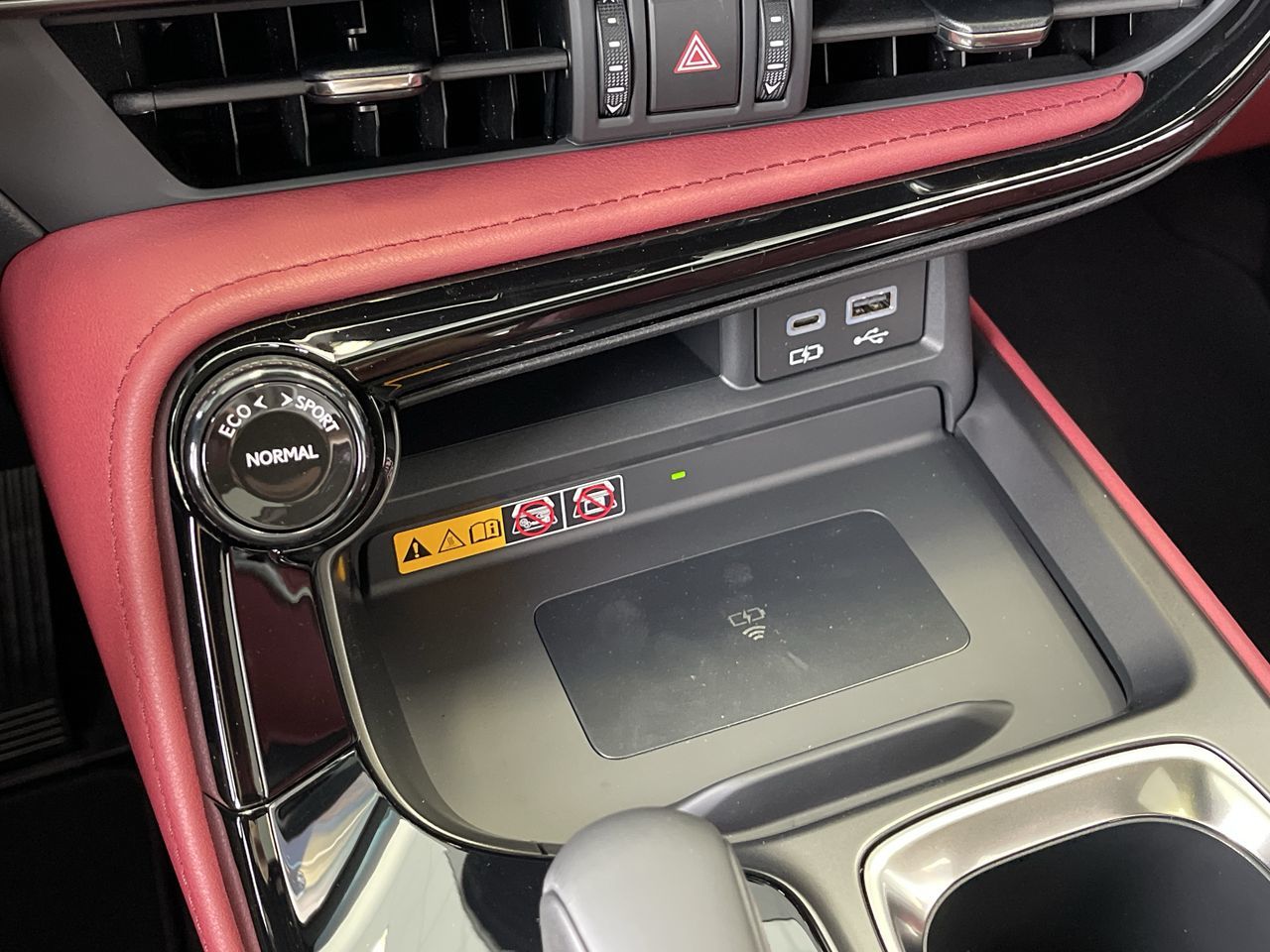 2024 Lexus NX in Laval, Quebec