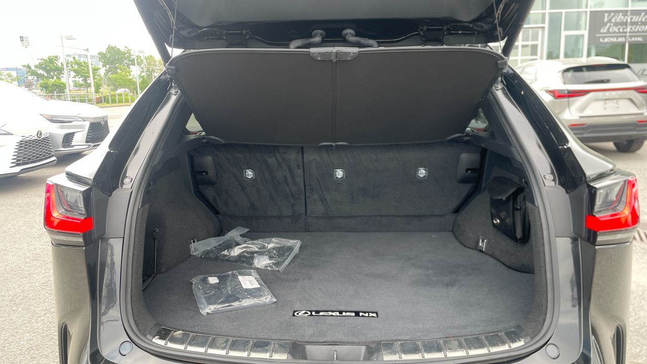 2024 Lexus NX in Laval, Quebec