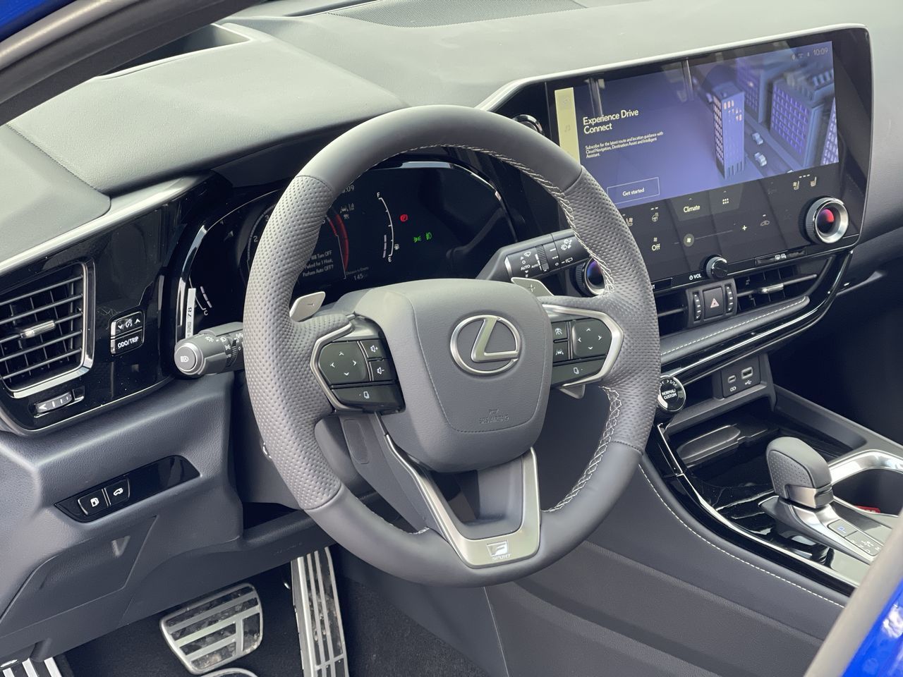 Lexus NX  2024 à Laval, Québec