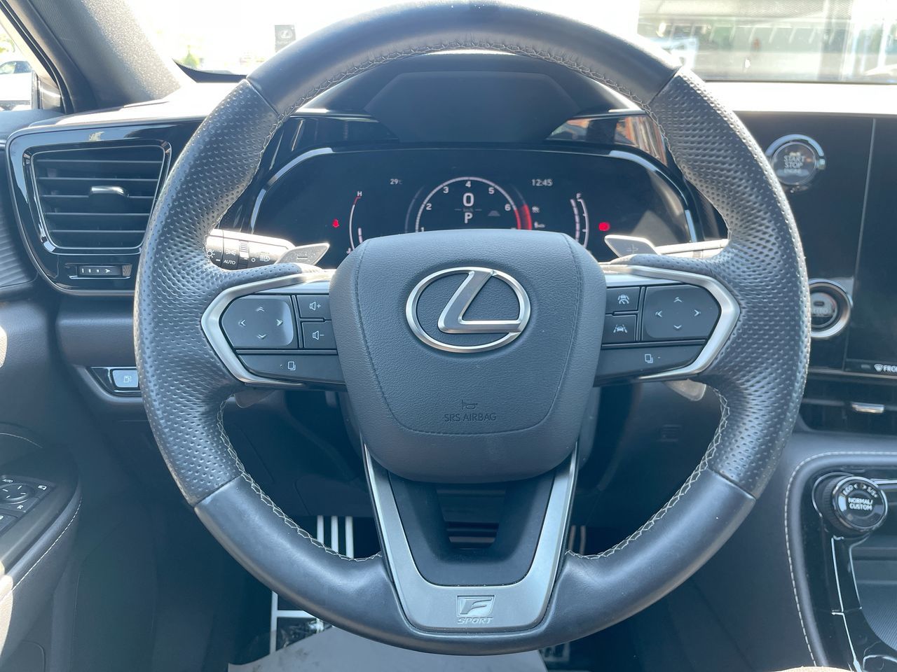 Lexus NX  2024