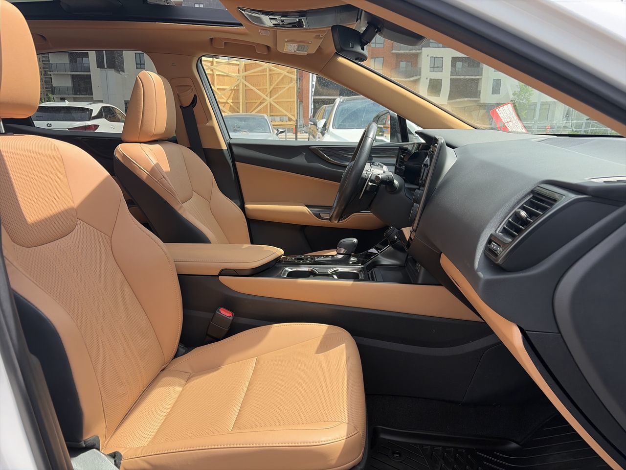 Lexus NX  2024 à Laval, Québec