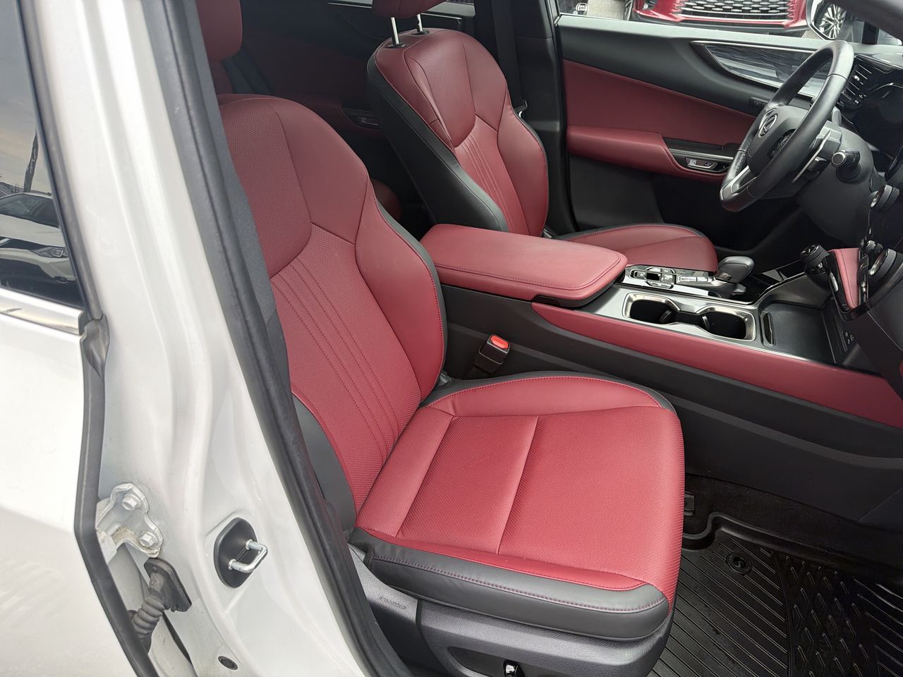 2024 Lexus NX in Laval, Quebec
