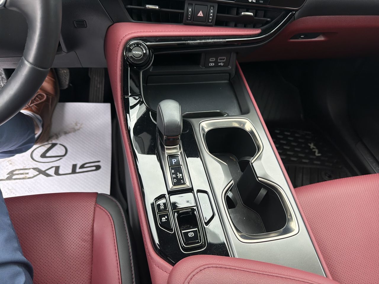 2024 Lexus NX in Laval, Quebec