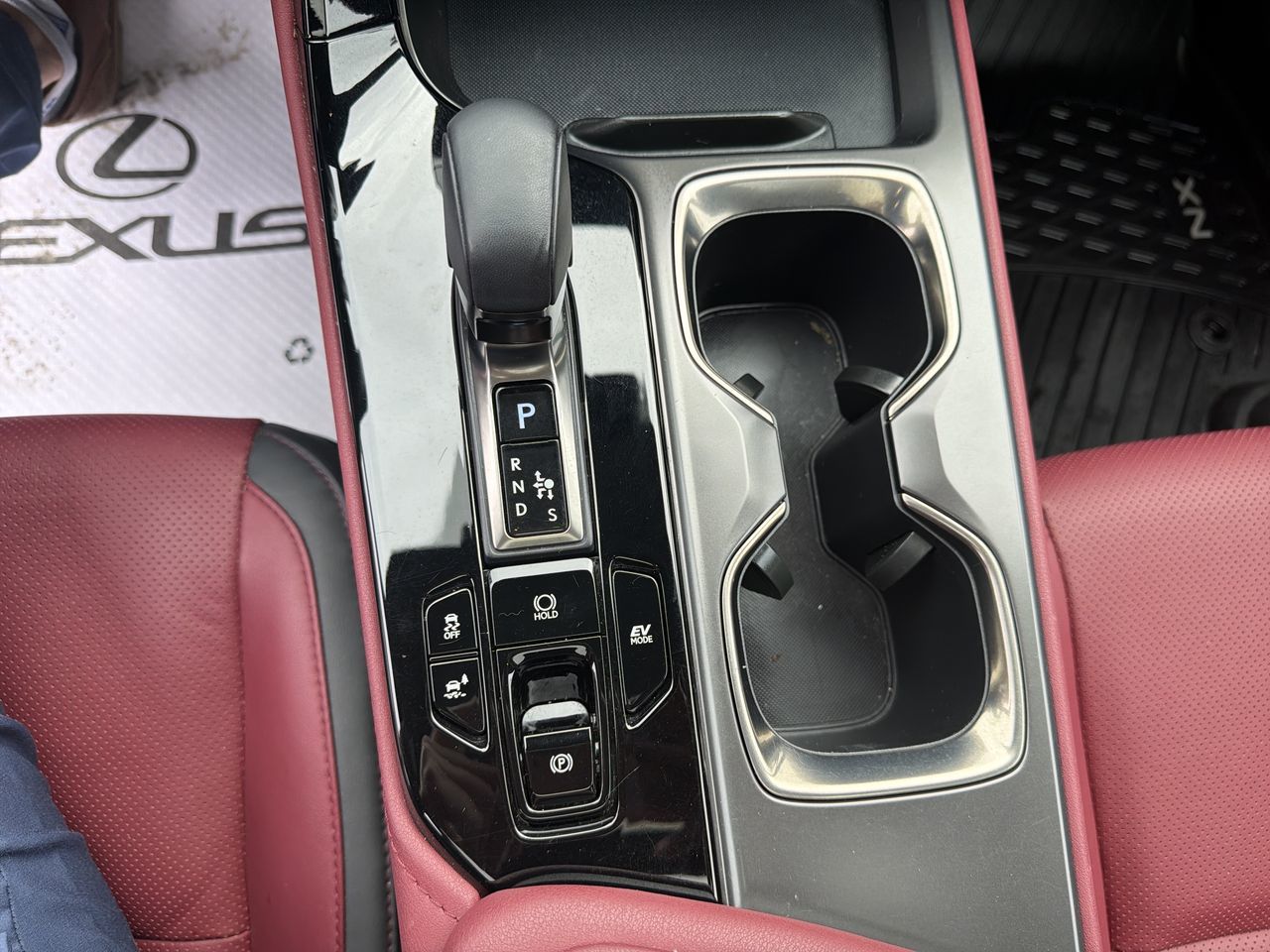 2024 Lexus NX in Laval, Quebec