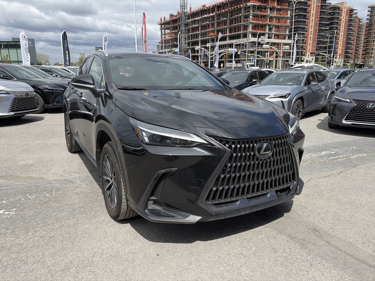 Lexus NX  2024 à Laval, Québec