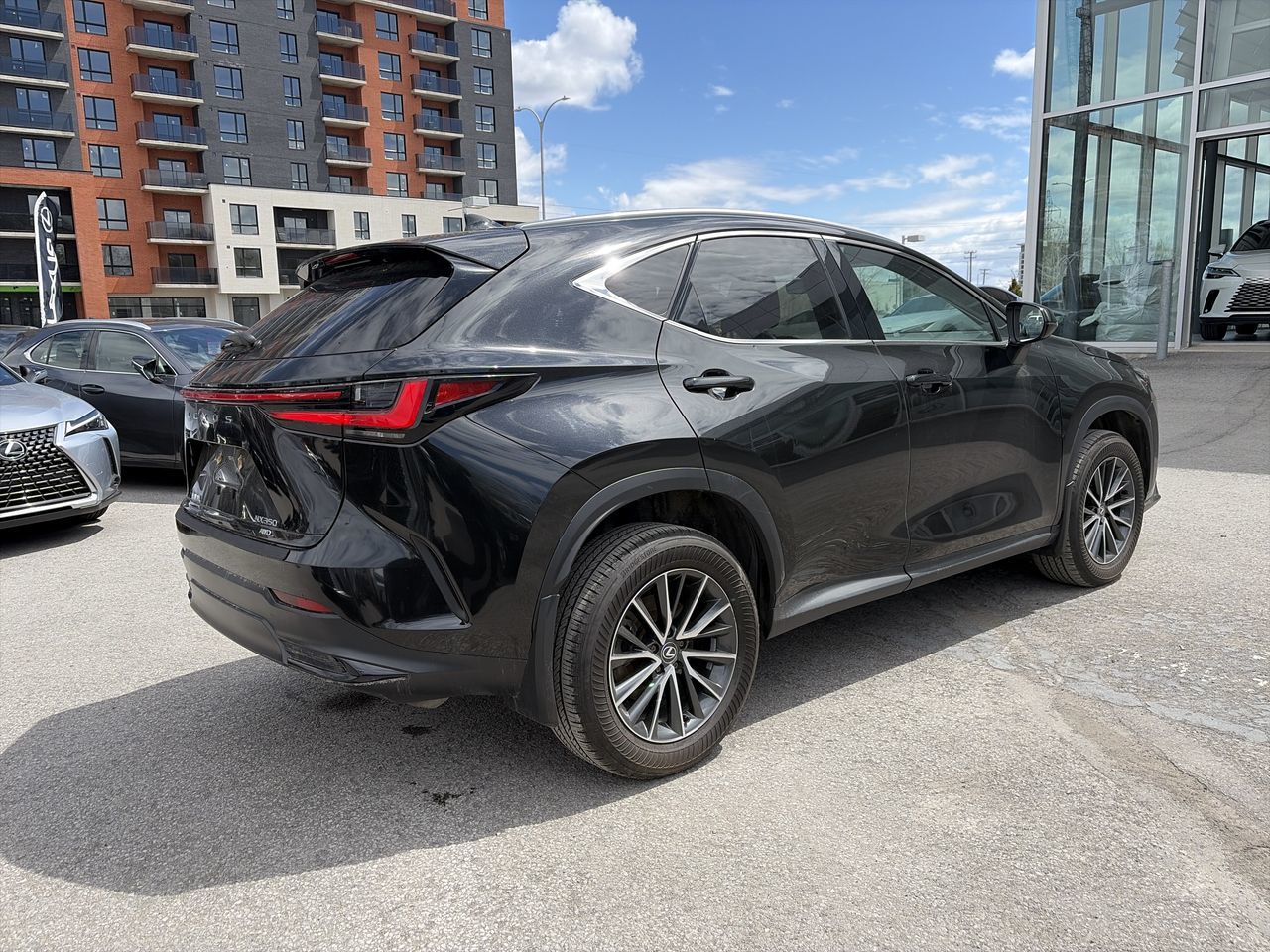 Lexus NX  2024 à Laval, Québec