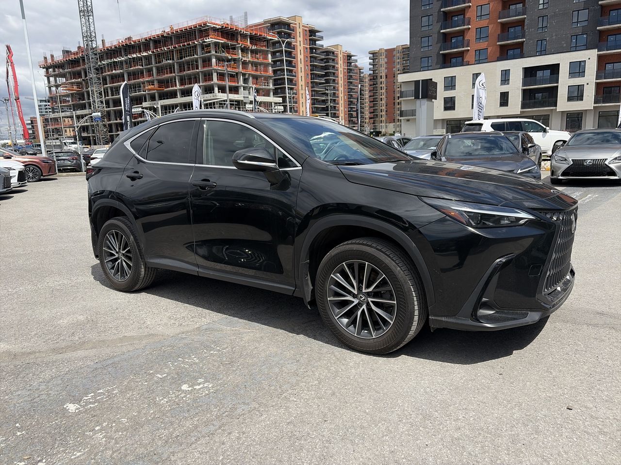 Lexus NX  2024 à Laval, Québec