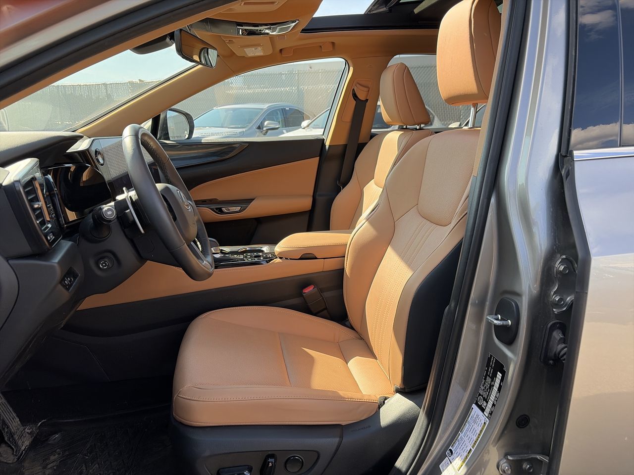 Lexus NX  2024 à Laval, Québec