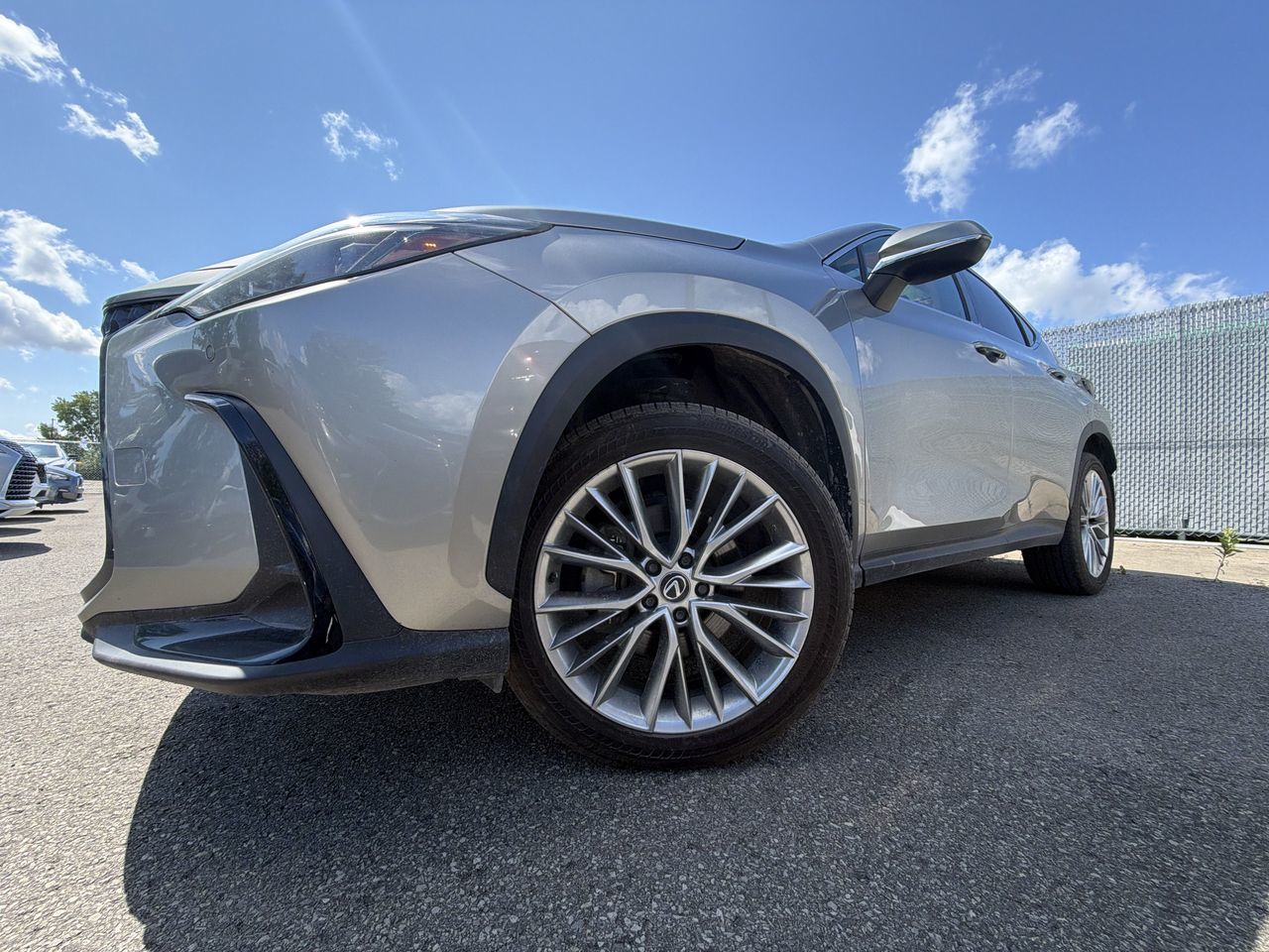 Lexus NX  2024