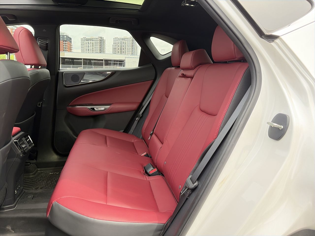 Lexus NX  2024 à Laval, Québec