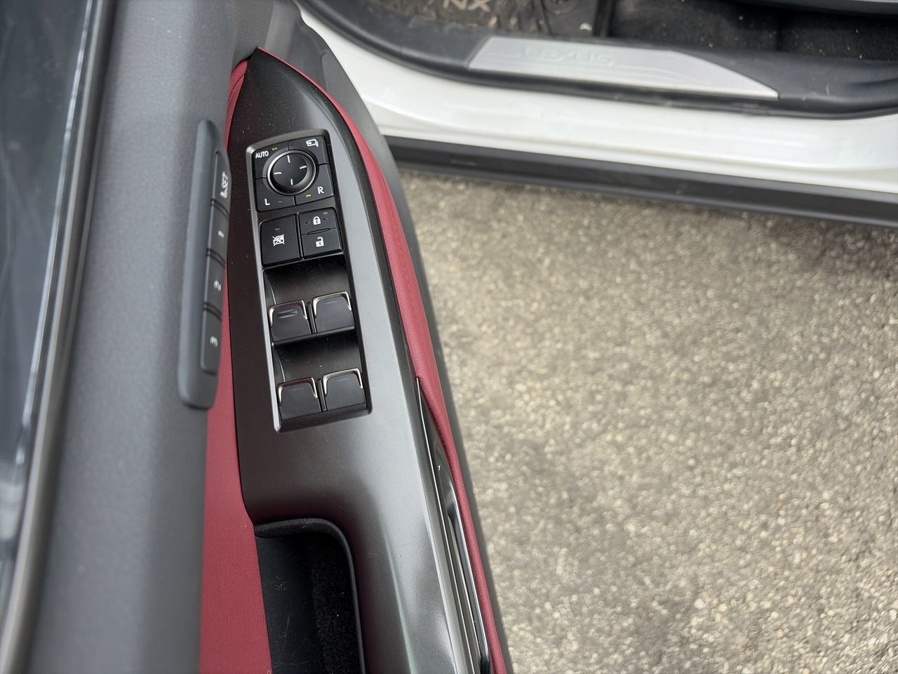 Lexus NX  2024 à Laval, Québec