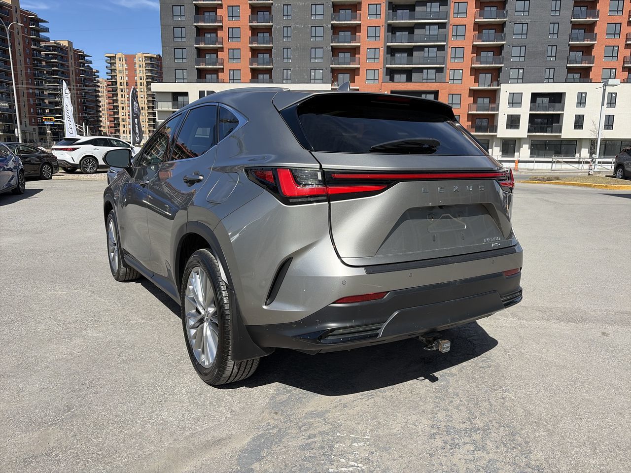 Lexus NX  2023