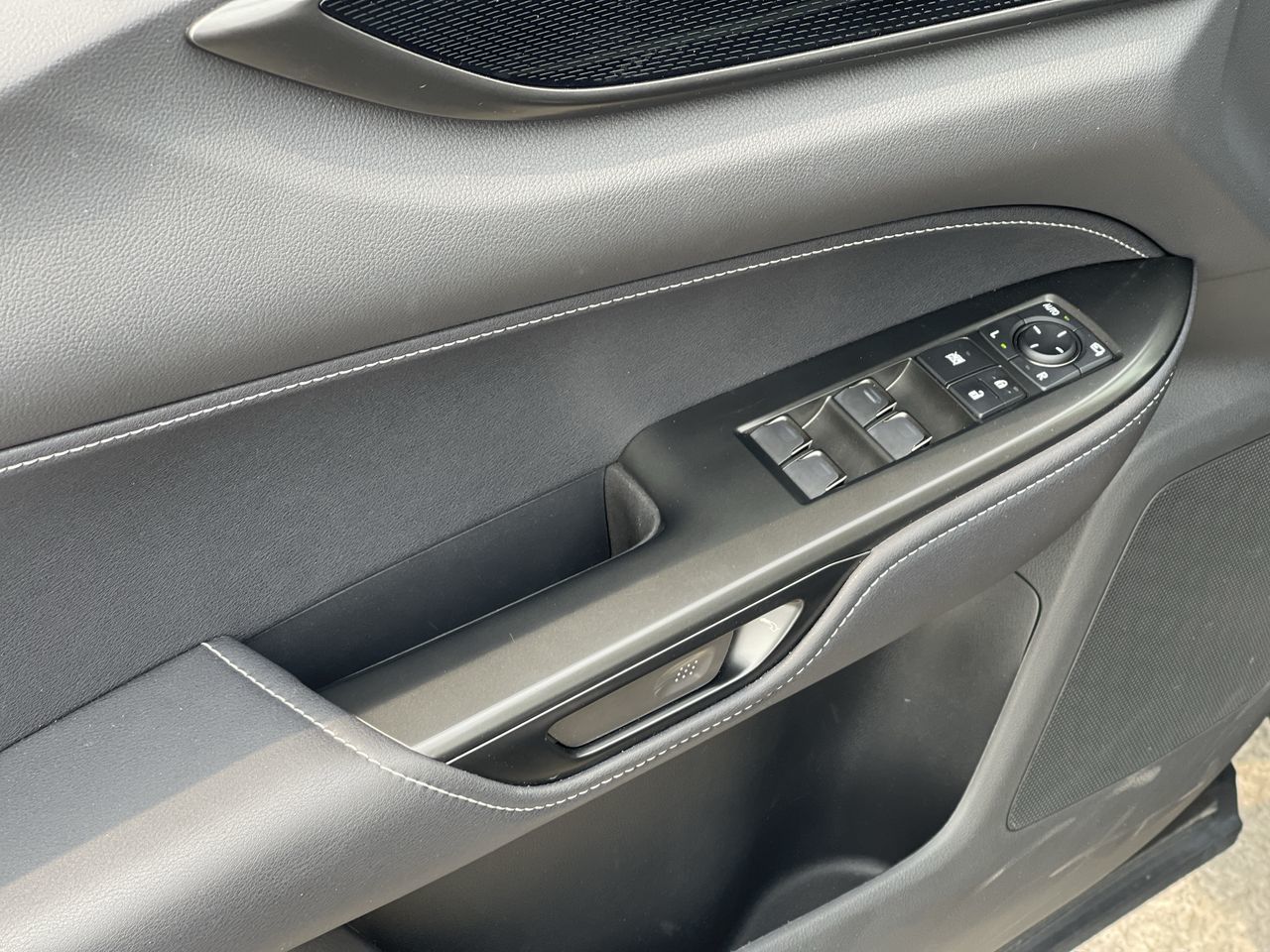 2025 Lexus NX in Laval, Quebec