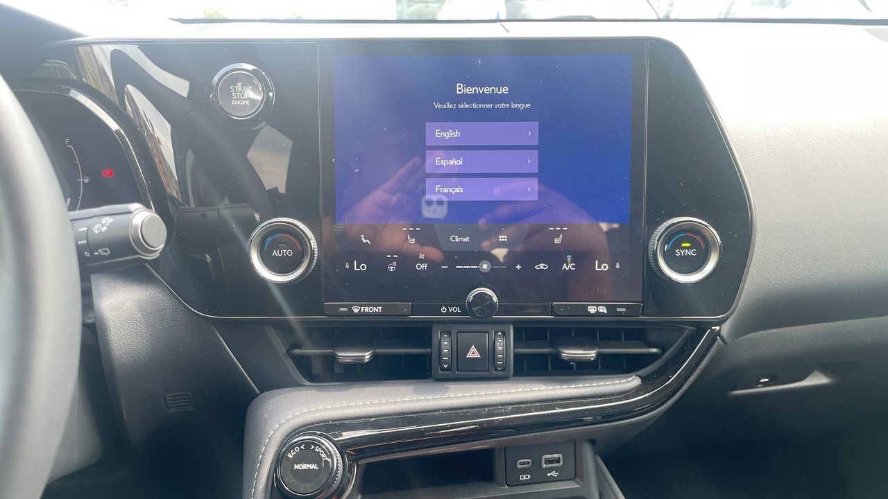 2025 Lexus NX in Laval, Quebec