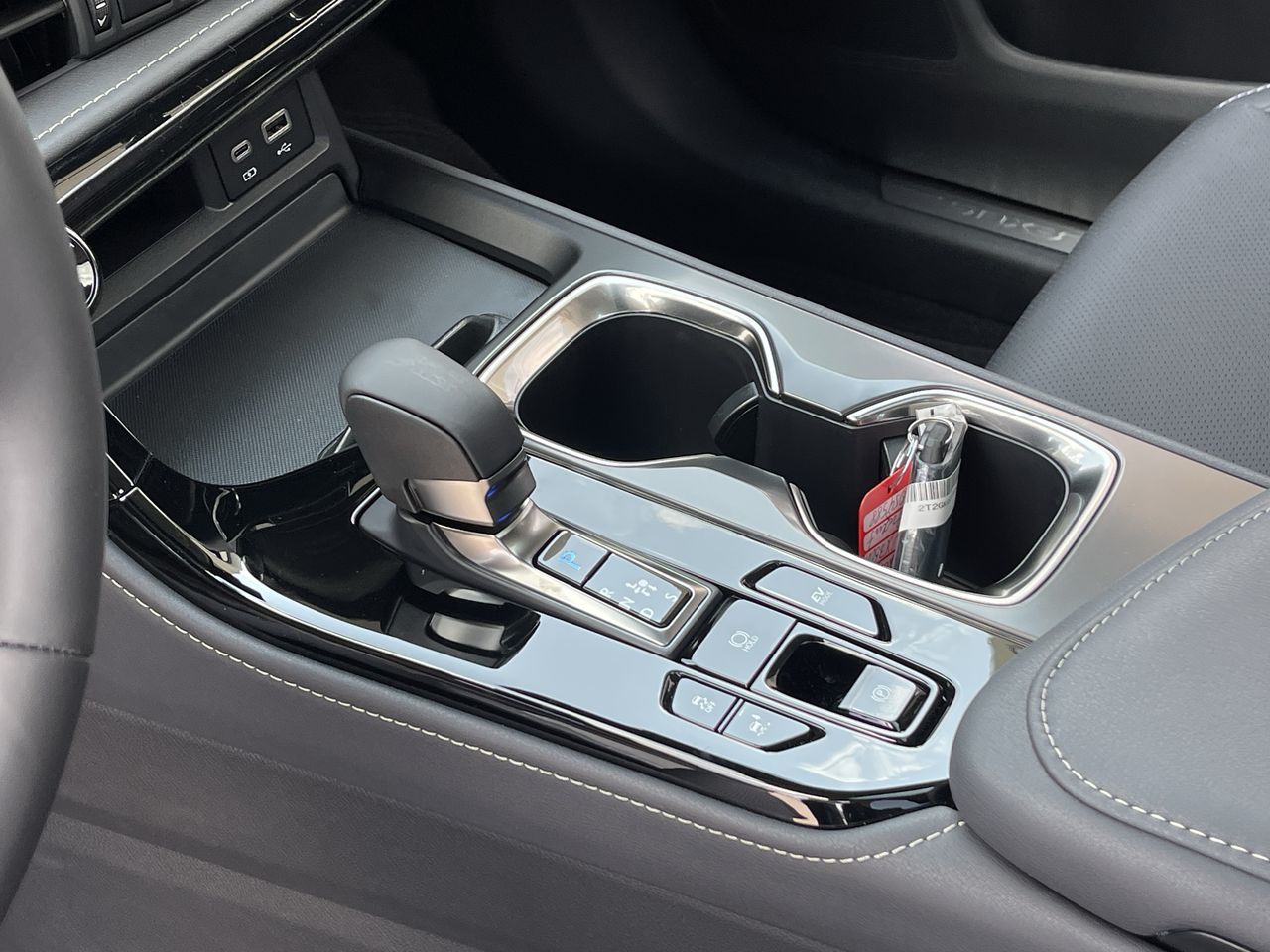 2025 Lexus NX in Laval, Quebec