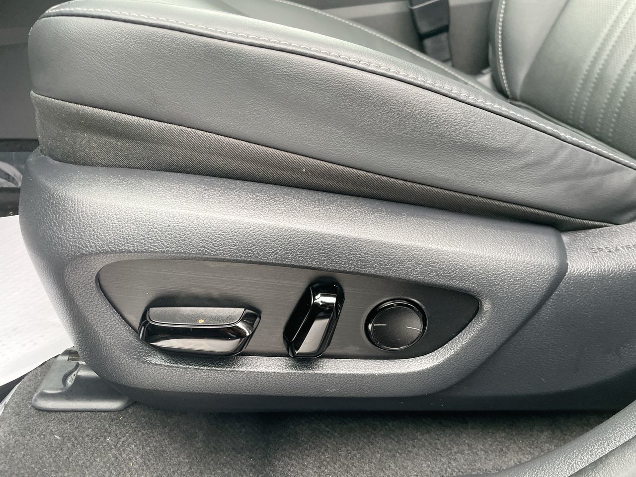 2025 Lexus NX in Laval, Quebec