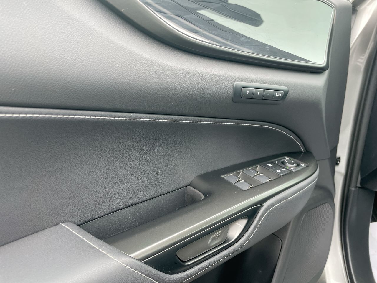 2025 Lexus NX in Laval, Quebec