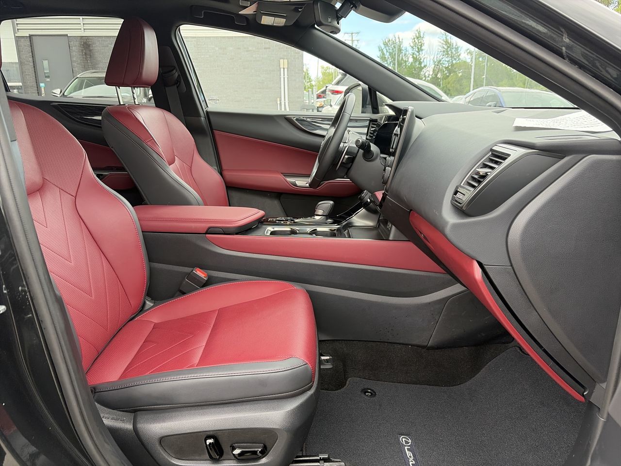Lexus NX  2025 à Laval, Québec