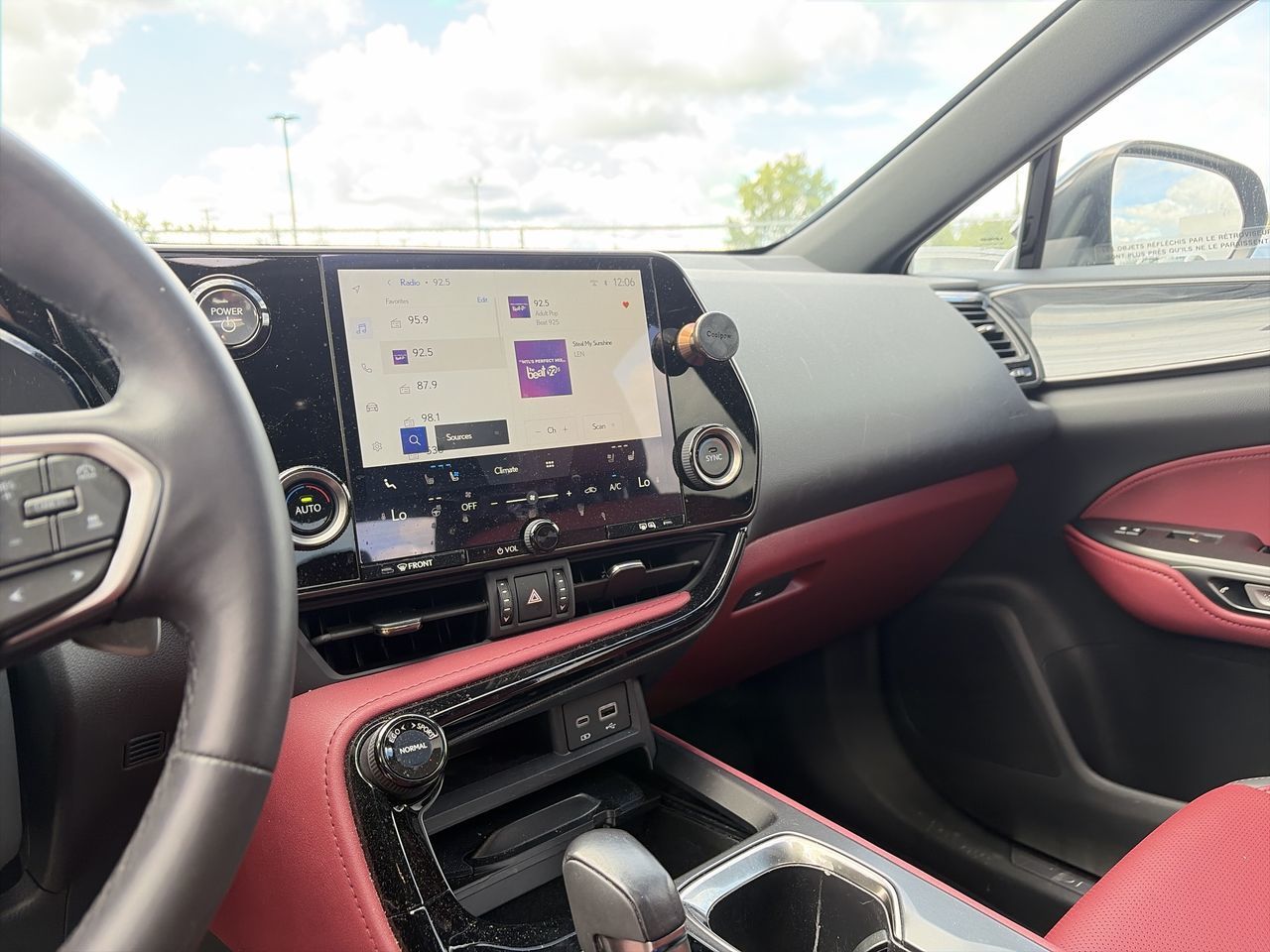 Lexus NX  2025