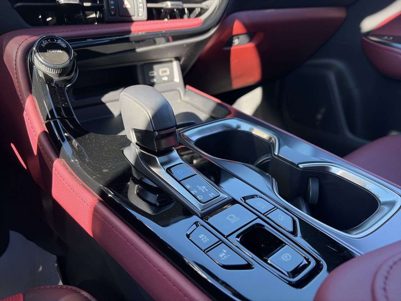 Lexus NX  2026