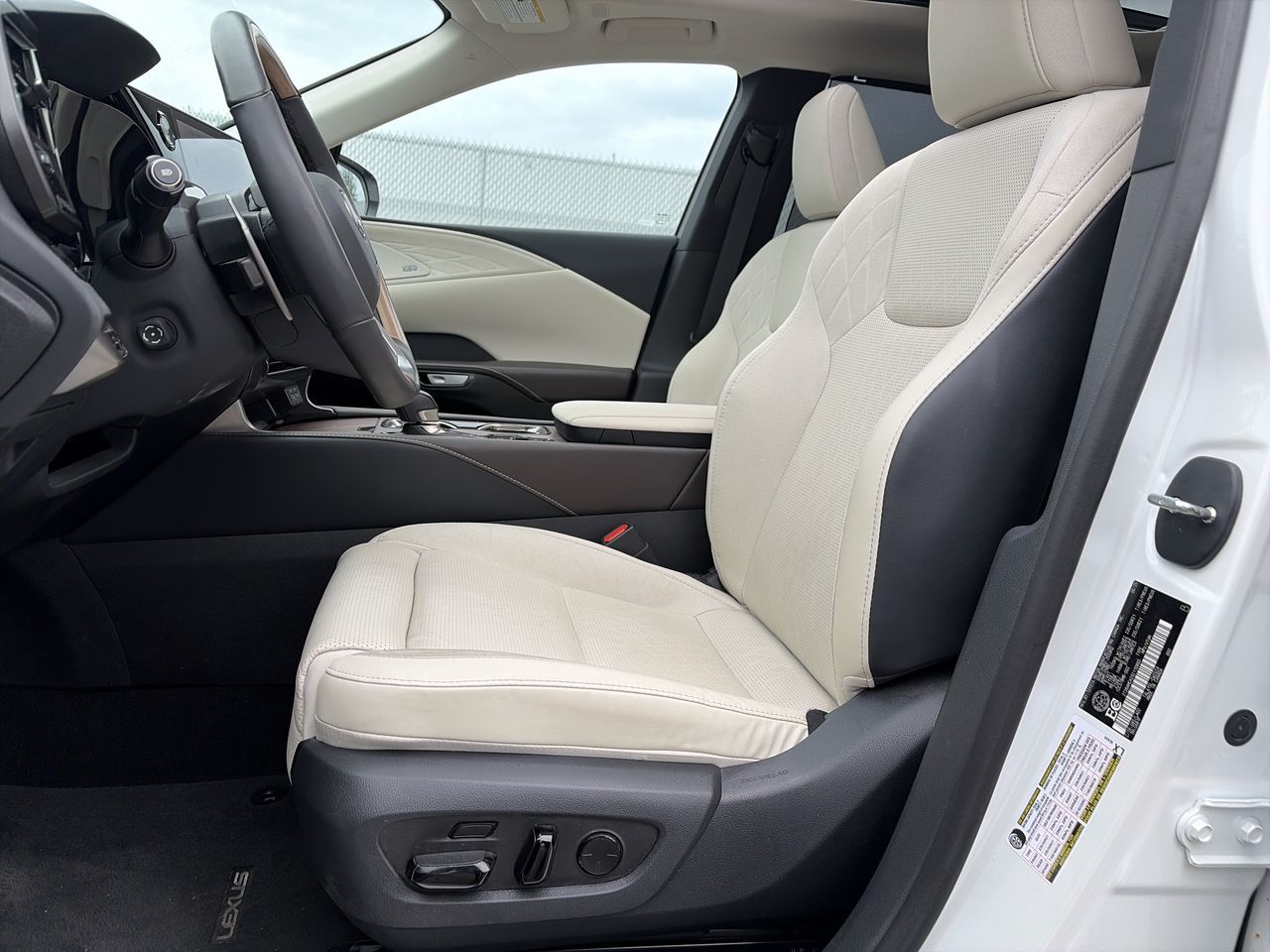 Lexus RX 350  2025
