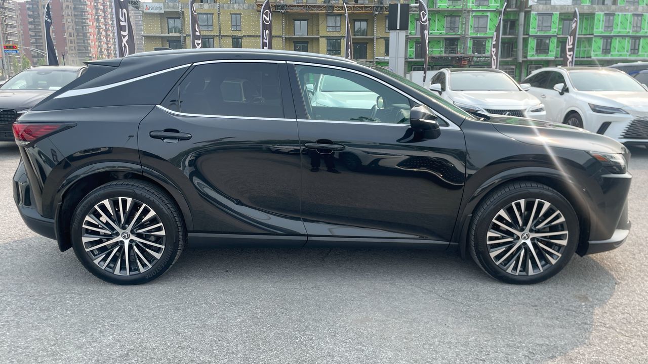 2023 Lexus RX 350h in Laval, Quebec