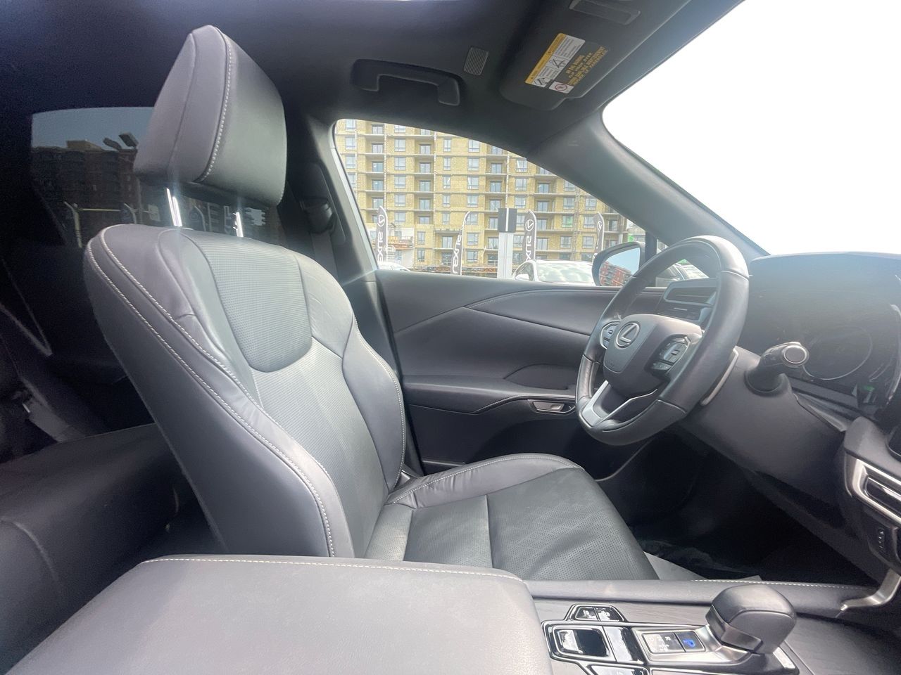 Lexus RX 350h  2023 à Laval, Québec