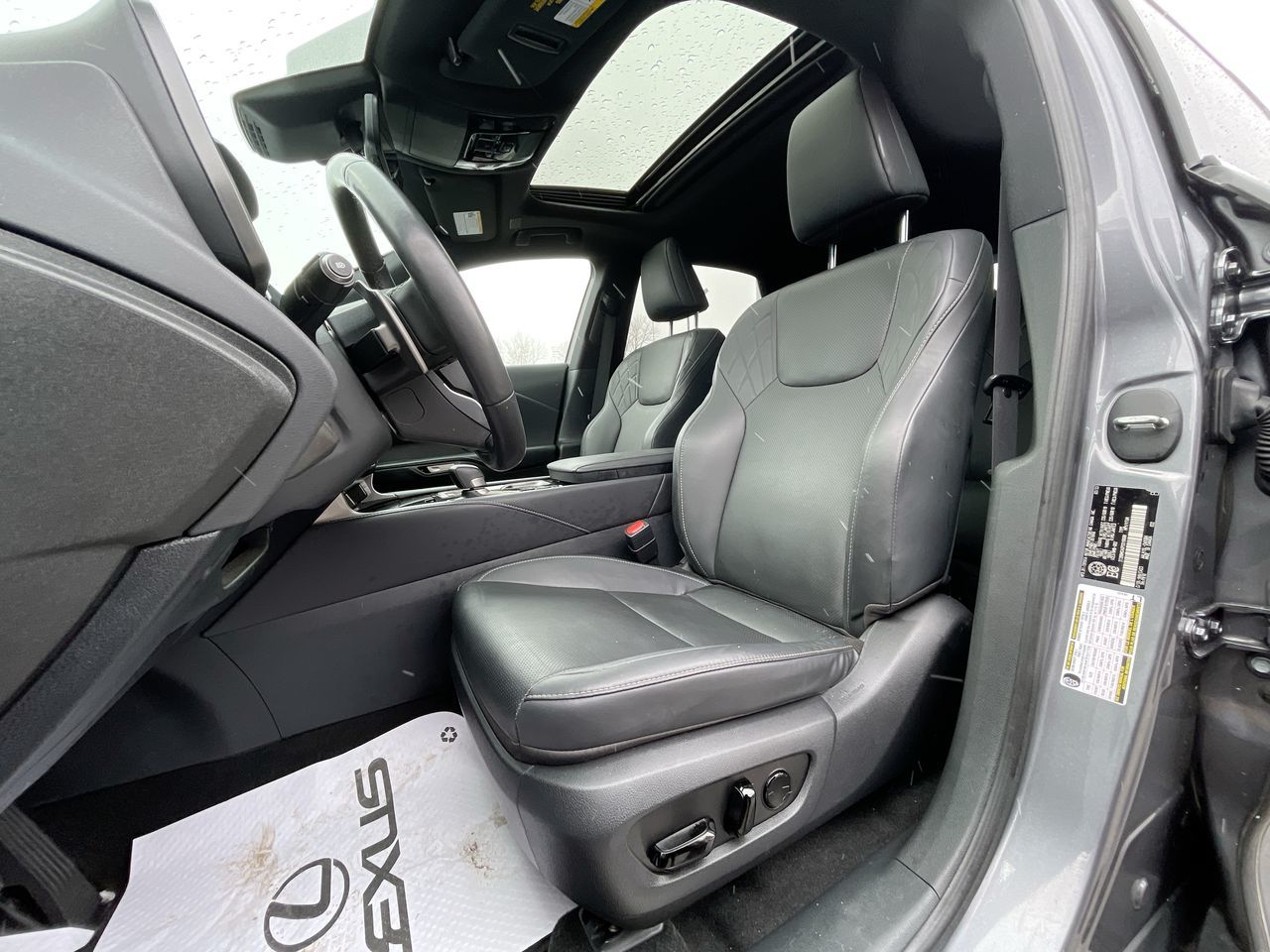 2023 Lexus RX 350h in Laval, Quebec