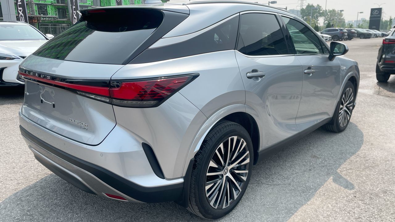 Lexus RX 350h  2024 à Laval, Québec