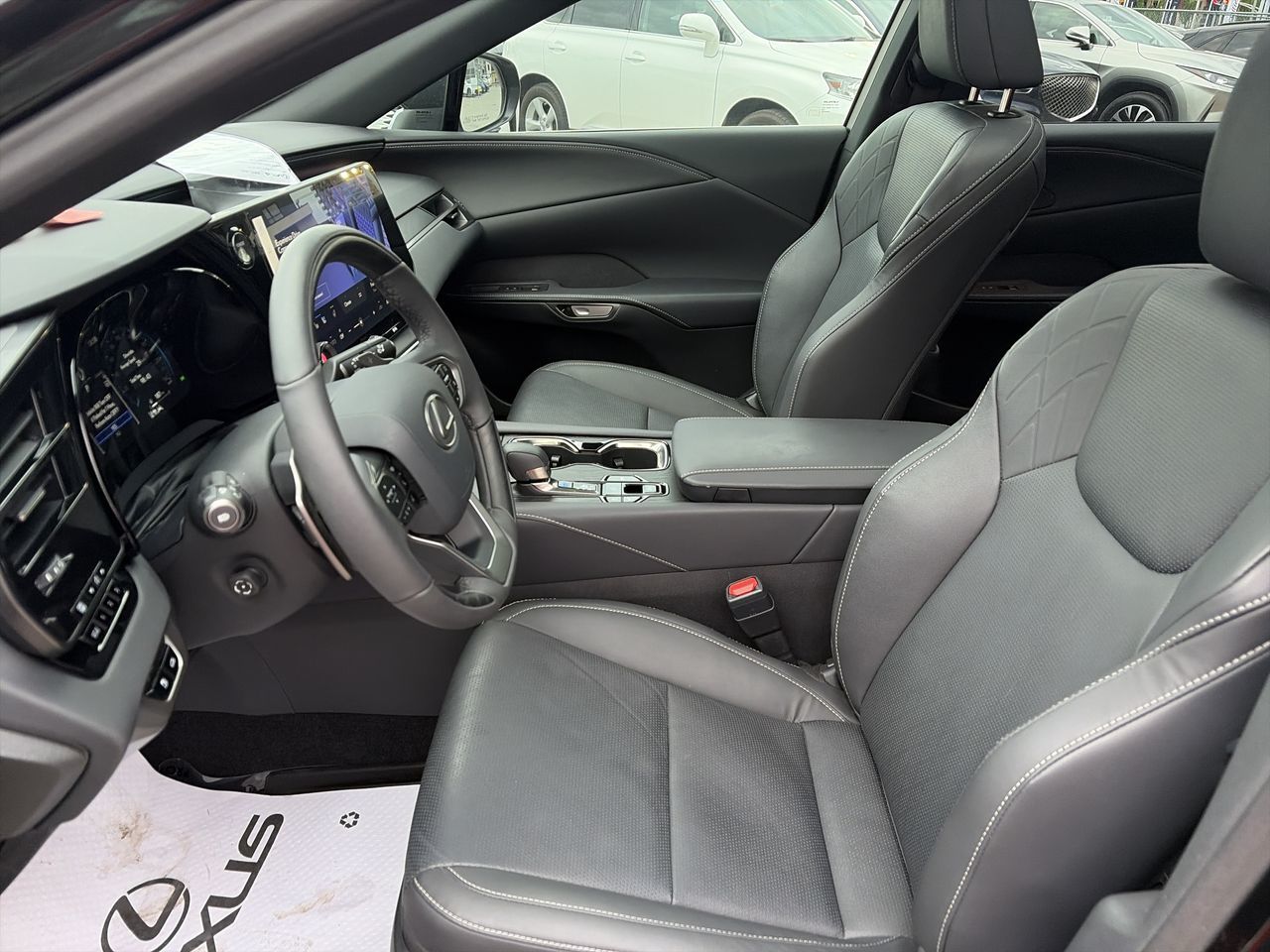 2025 Lexus RX 350h in Laval, Quebec