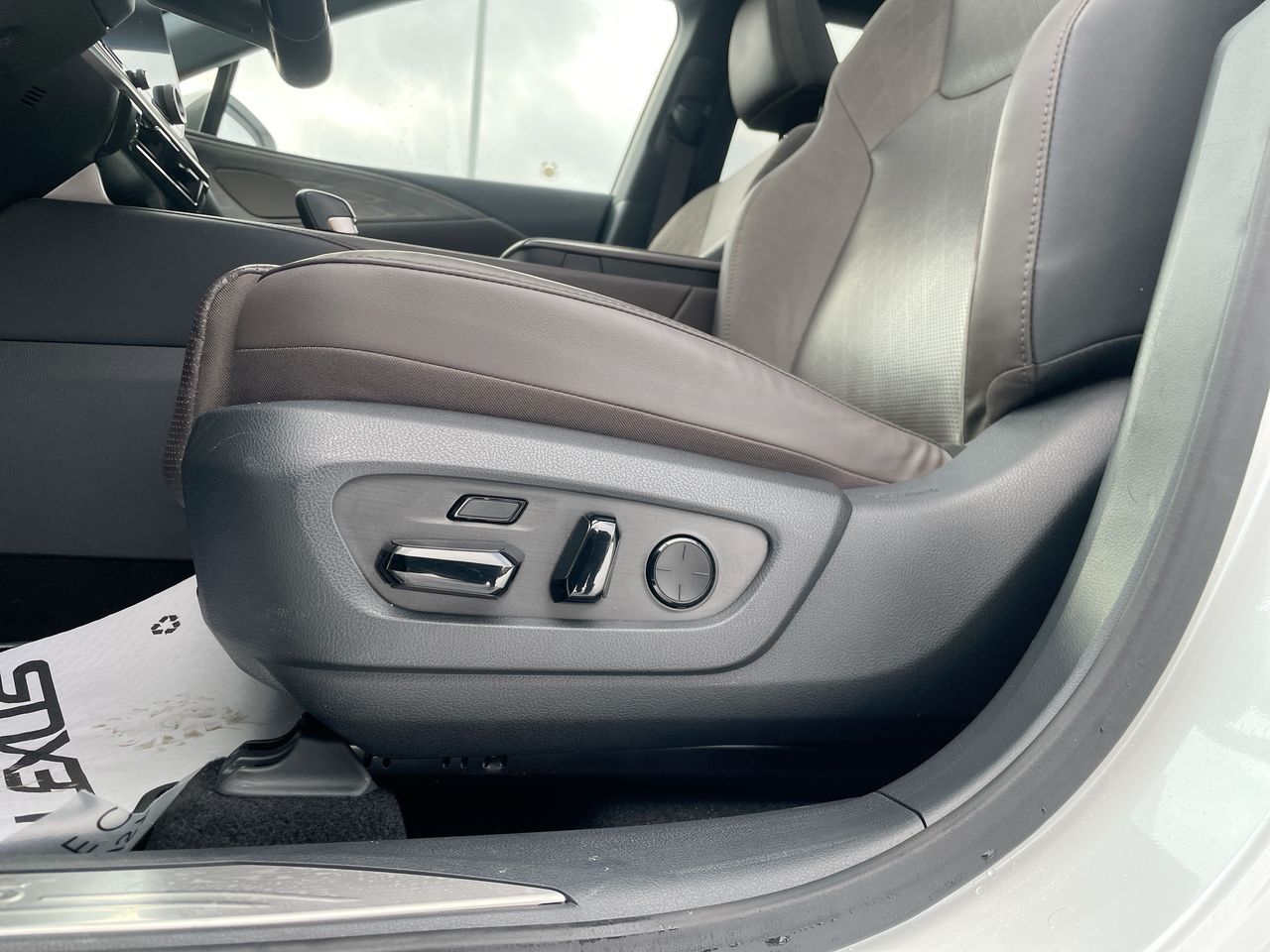 Lexus RX 450h  2024 à Laval, Québec