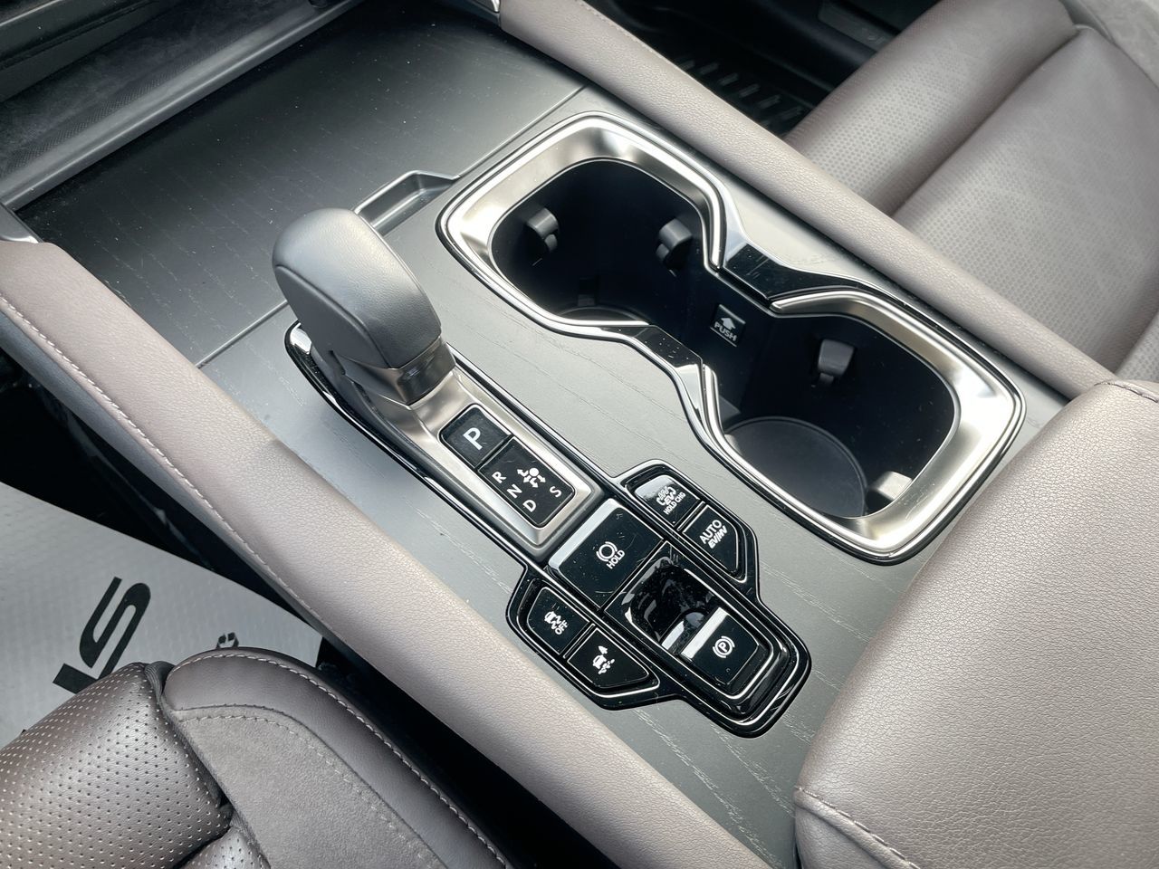 Lexus RX 450h  2024 à Laval, Québec