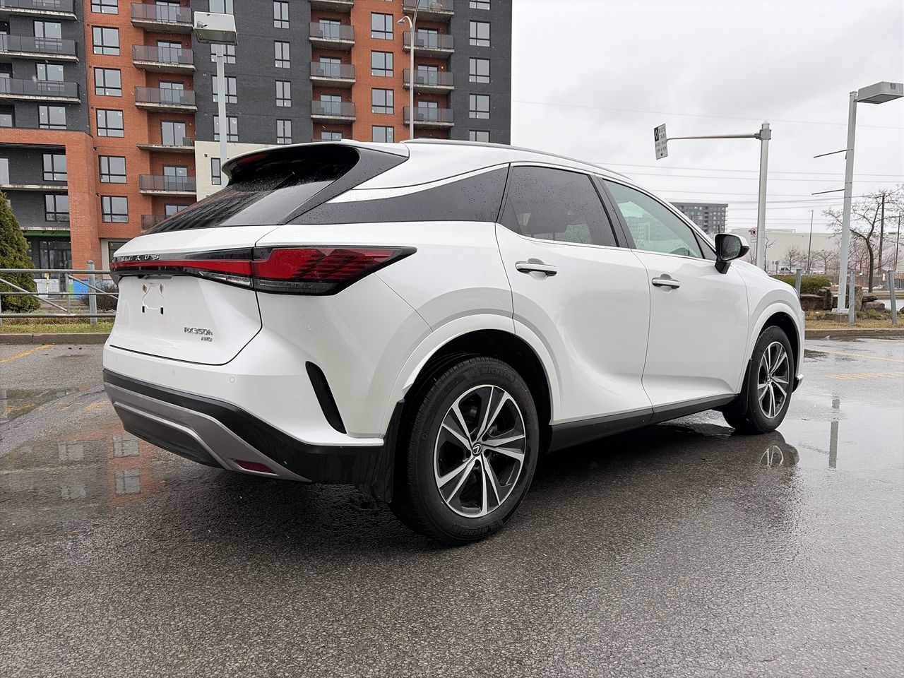 2023 Lexus RX HYBRID