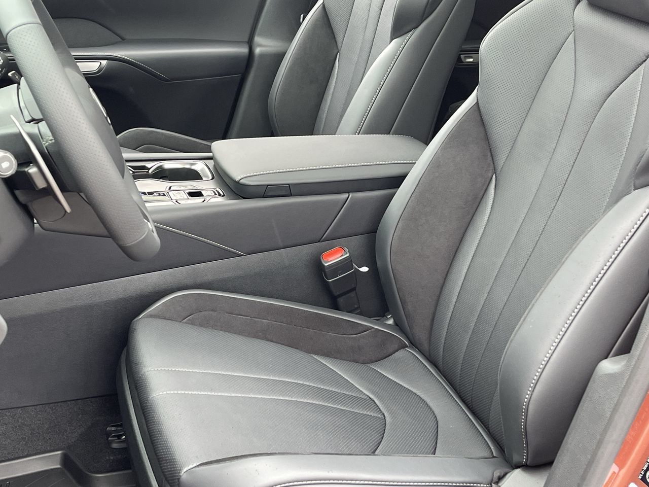 2024 Lexus RX HYBRID in Laval, Quebec