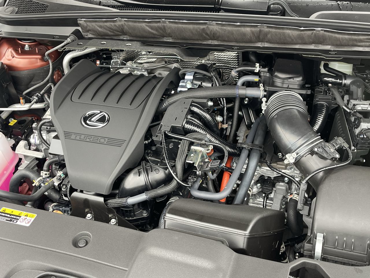 Lexus RX HYBRID  2024