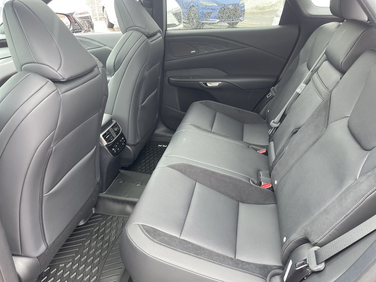 Lexus RX HYBRID  2024