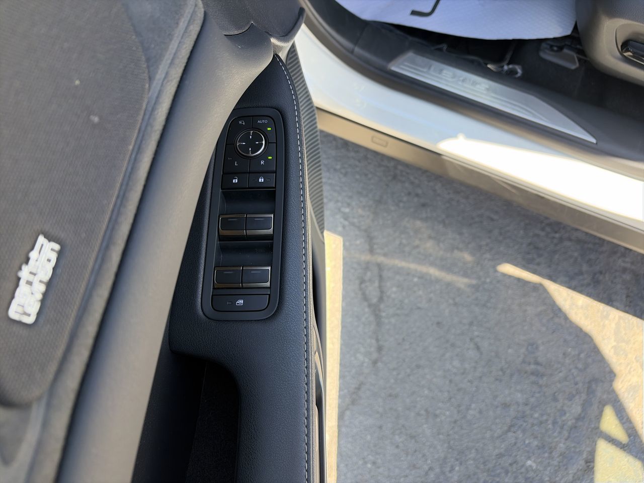 2025 Lexus RX Plug-In Hybrid in Laval, Quebec