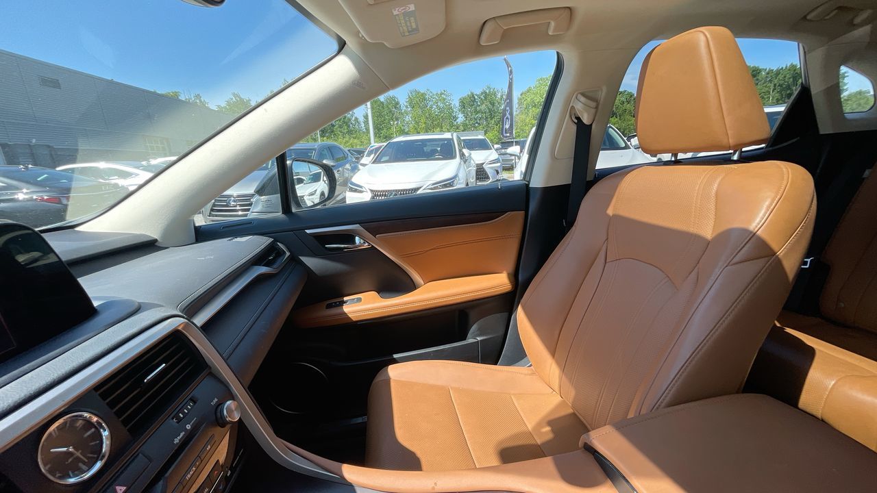 Lexus RX  2022 à Laval, Québec