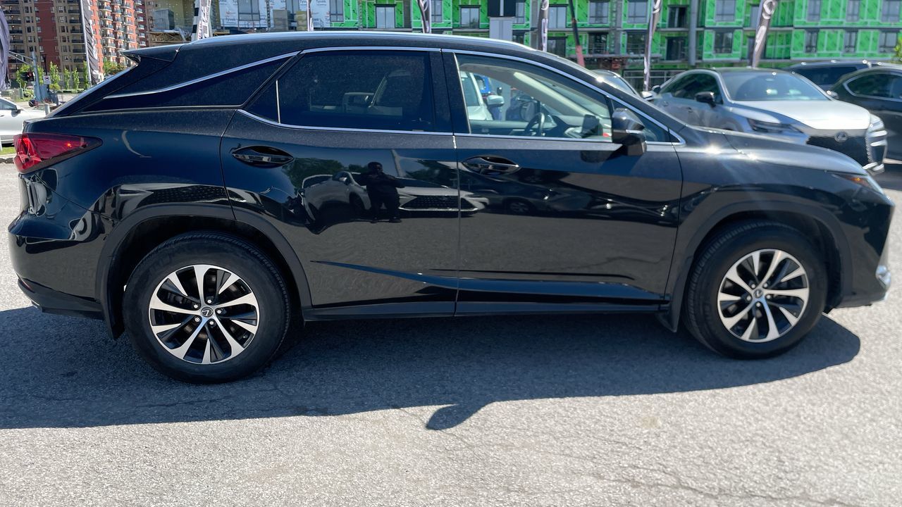 Lexus RX  2022 à Laval, Québec