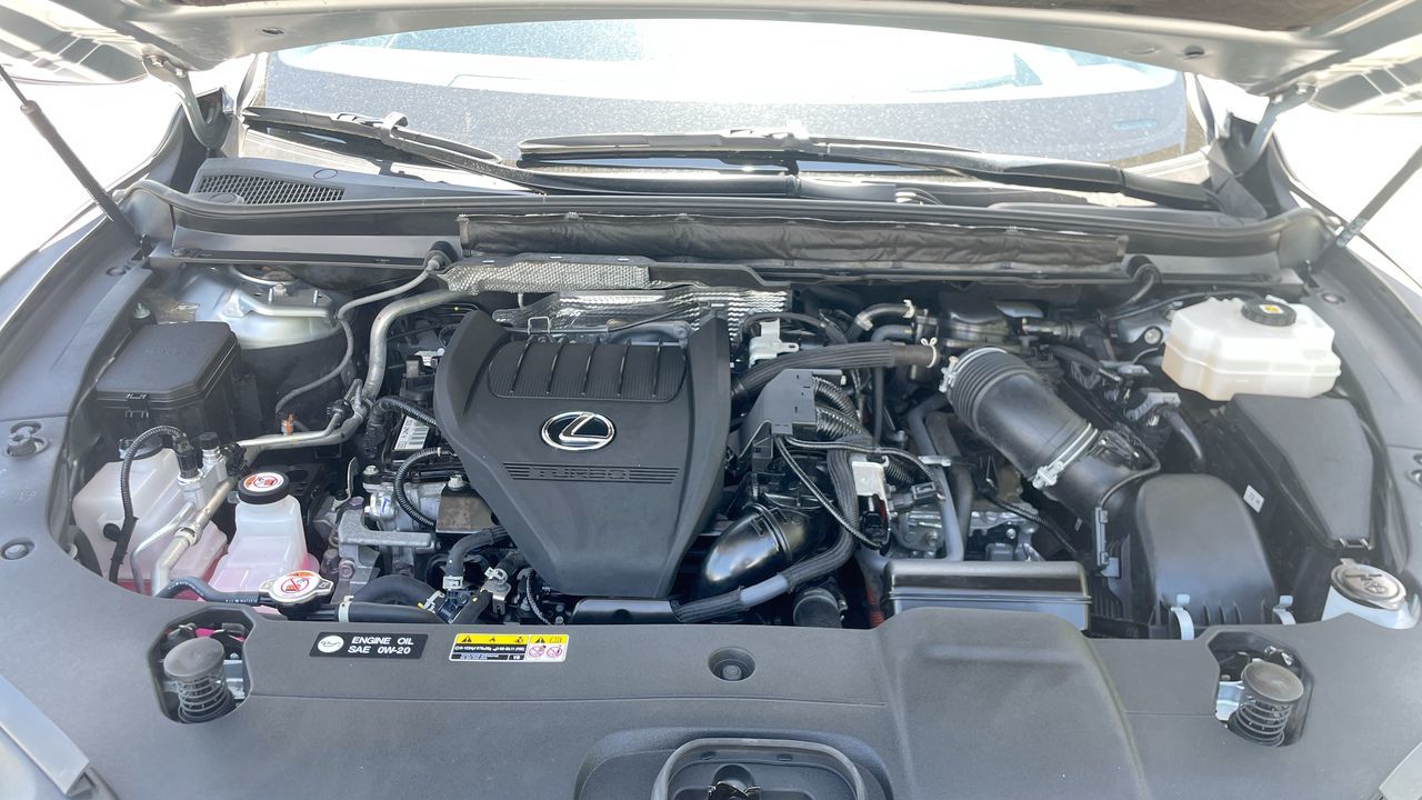 Lexus RX  2023 à Laval, Québec
