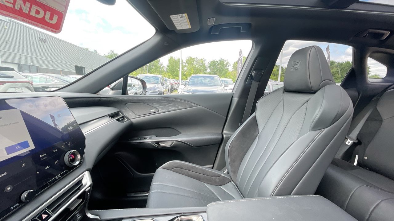 2023 Lexus RX in Laval, Quebec