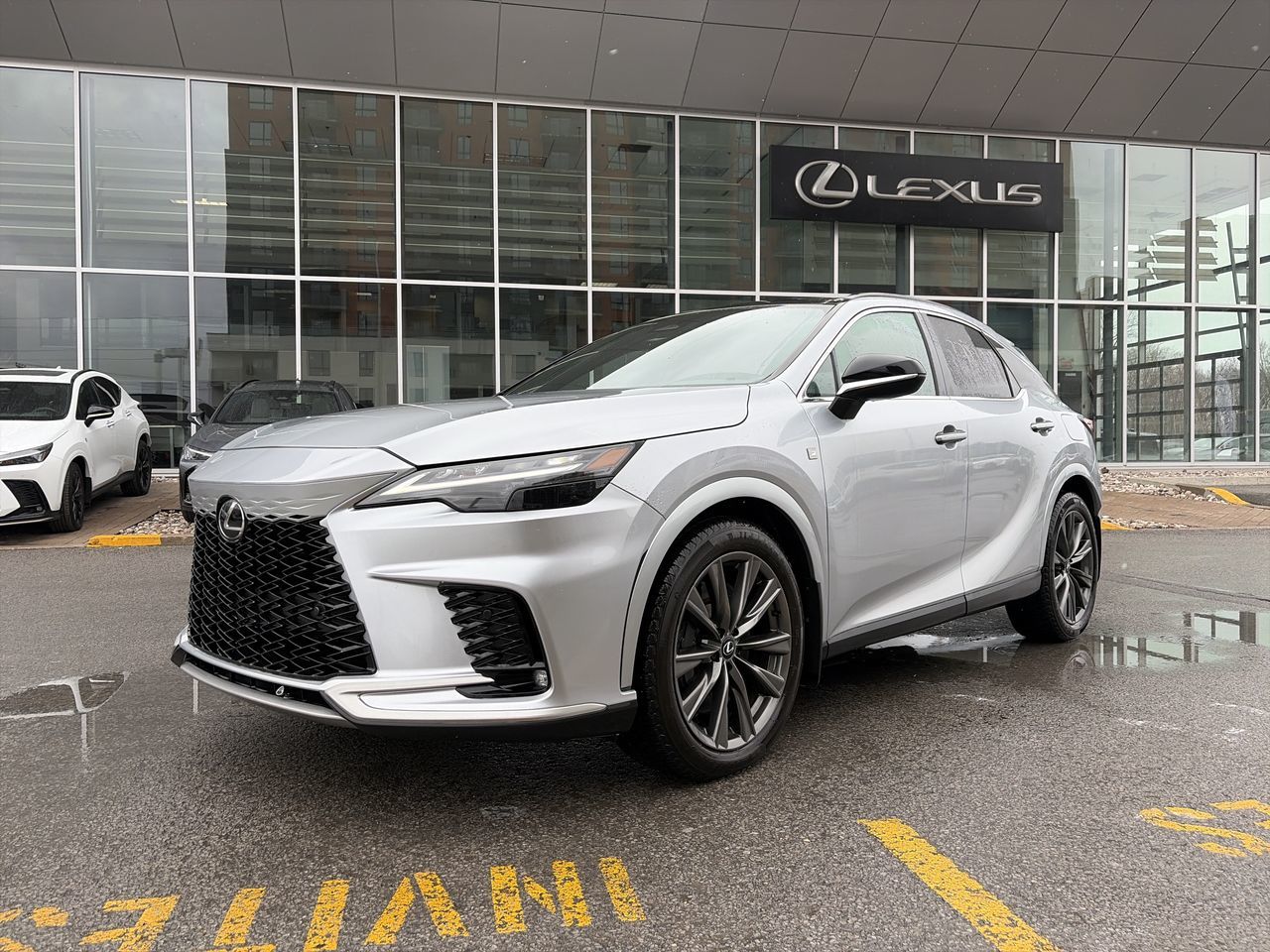 Lexus RX  2023 à Laval, Québec