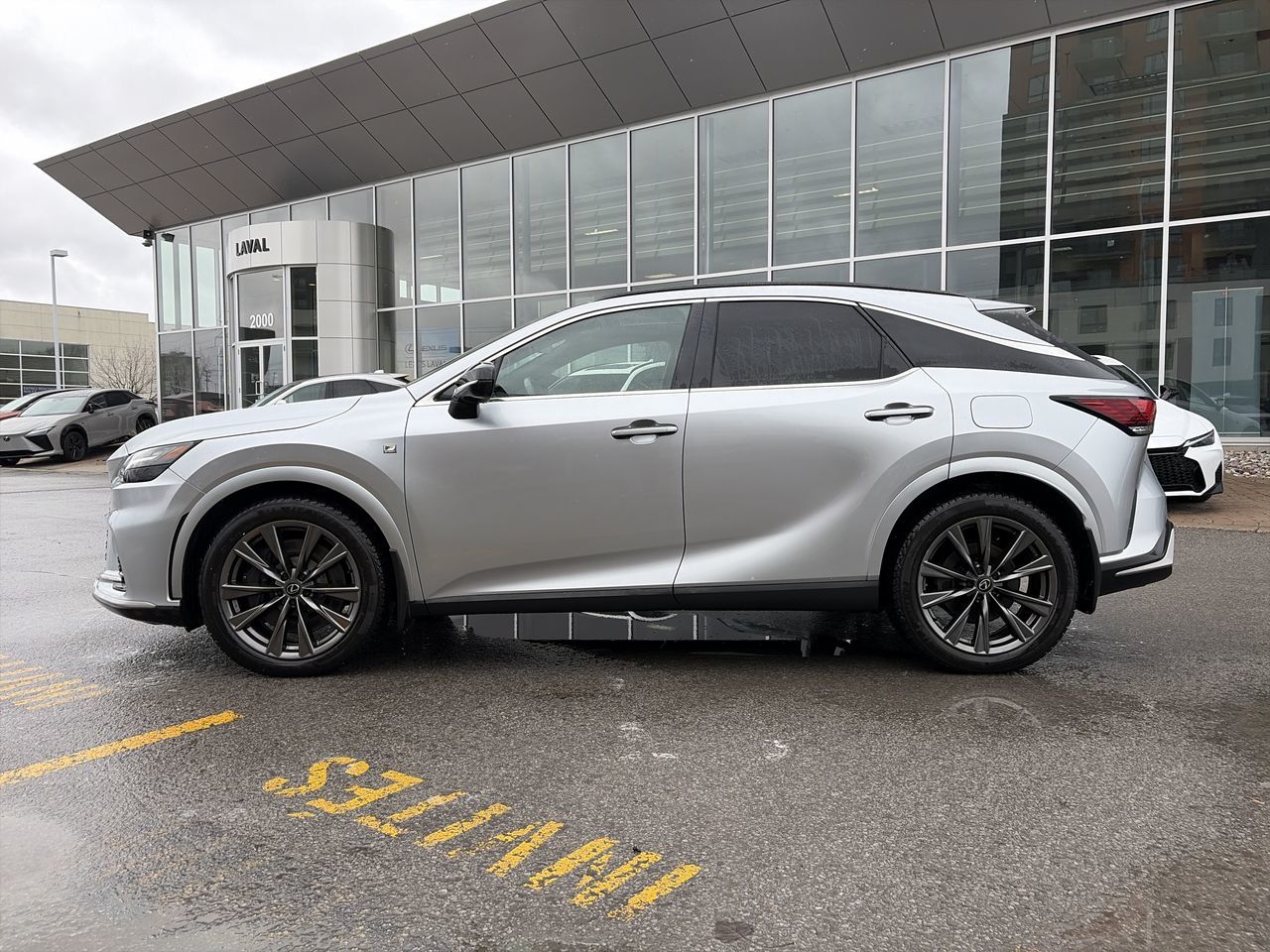 Lexus RX  2023 à Laval, Québec
